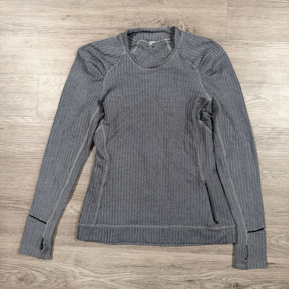 Lululemon Gray Herringbone Long Sleeve Athletic Casual